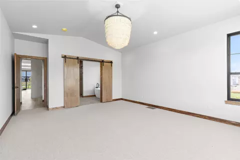 Bedroom - 404 Jefferson St, Kalispell, MT 59901 photo 1 of 8