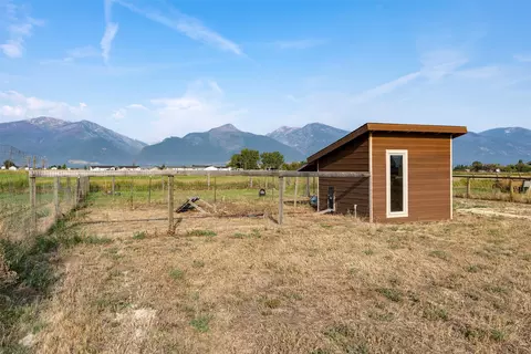 Exterior - 601 Ruby Ct, Stevensville, MT 59870 photo 7 of 11