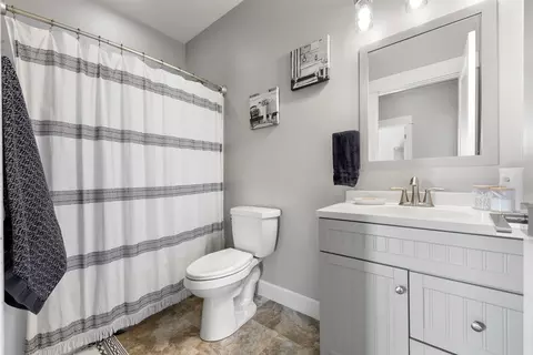 Bath - 601 Ruby Ct, Stevensville, MT 59870 photo 2 of 4