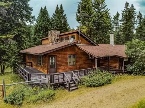 Exterior - 30 Schaub Rd, Trego, MT 59934 photo 5 of 16