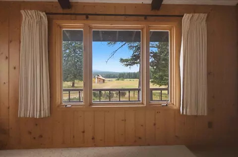 Living - 30 Schaub Rd, Trego, MT 59934 photo 5 of 7