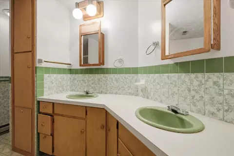 Bath - 30 Schaub Rd, Trego, MT 59934 photo 2 of 4