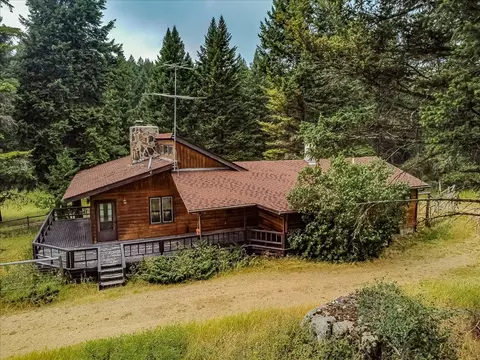 Exterior - 30 Schaub Rd, Trego, MT 59934 photo 4 of 16