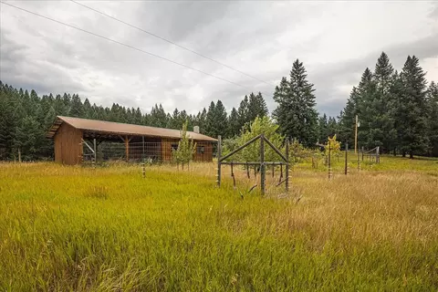 Exterior - 30 Schaub Rd, Trego, MT 59934 photo 12 of 16