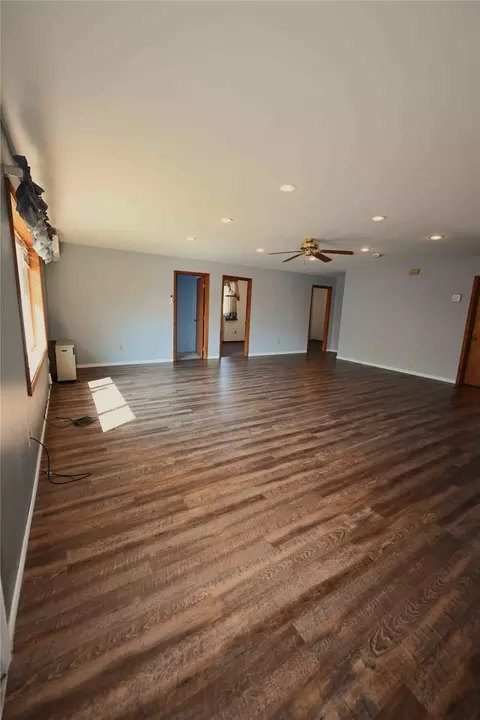 Living - 22 Conifer Rd, Libby, MT 59923 photo 8 of 11