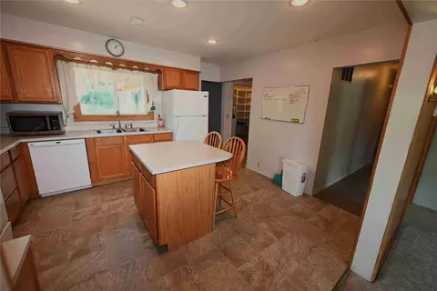 Kitchen - 22 Conifer Rd, Libby, MT 59923 photo 3 of 6