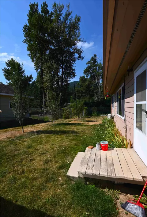 Exterior - 22 Conifer Rd, Libby, MT 59923 photo 2 of 14