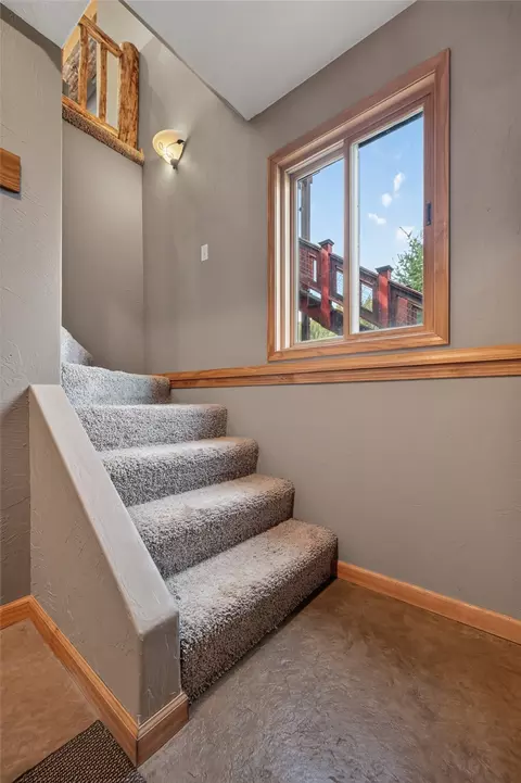 Entry Way - 136 Travis Creek Rd, Clancy, MT 59634 photo 4 of 5