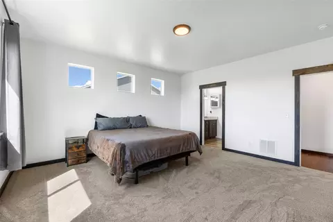 Bedroom - 401 13th St, Belgrade, MT 59714 photo 8 of 10