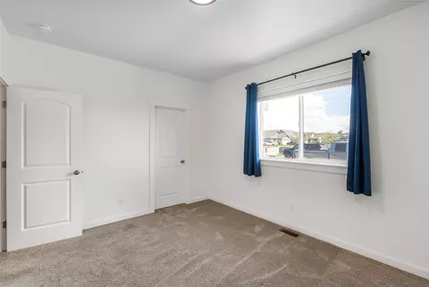 Bedroom - 401 13th St, Belgrade, MT 59714 photo 6 of 10
