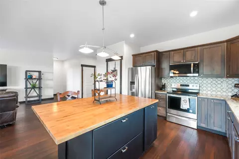 Kitchen - 401 13th St, Belgrade, MT 59714 photo 5 of 8