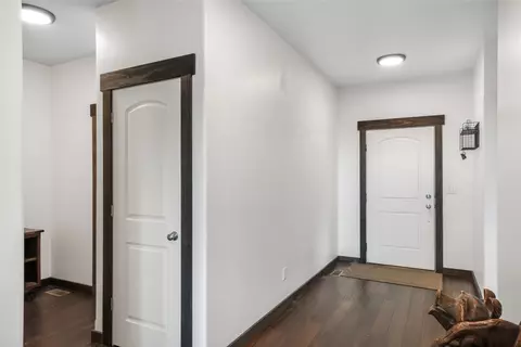 Entry Way - 401 13th St, Belgrade, MT 59714 photo 1 of 7