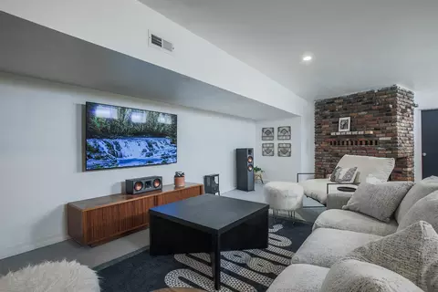 Living - 308 E 3rd Ave E, Boulder, MT 59632 photo 12 of 12