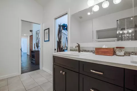 Bath - 308 E 3rd Ave E, Boulder, MT 59632 photo 6 of 9