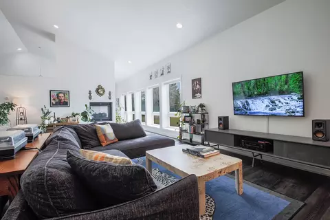 Living - 308 E 3rd Ave E, Boulder, MT 59632 photo 4 of 12