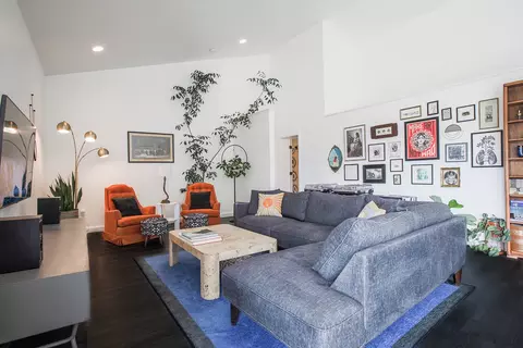 Living - 308 E 3rd Ave E, Boulder, MT 59632 photo 3 of 12