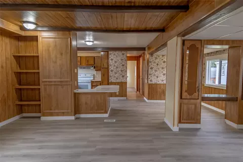 3665 Riviera Dr, Helena, MT 59602