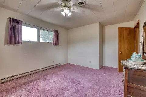 Bedroom - 189 Bunkhouse Rd, Darby, MT 59829 photo 4 of 6