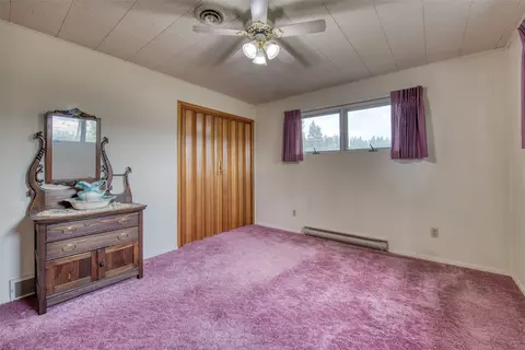 Bedroom - 189 Bunkhouse Rd, Darby, MT 59829 photo 3 of 6