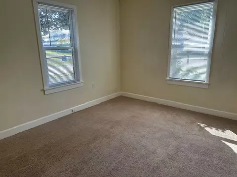 Bedroom - 312 E 1st St, Corvallis, MT 59828 photo 3 of 5