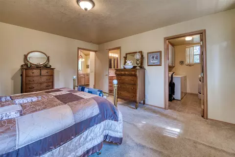 Bedroom - 2849 E Fork Rd, Sula, MT 59871 photo 2 of 3