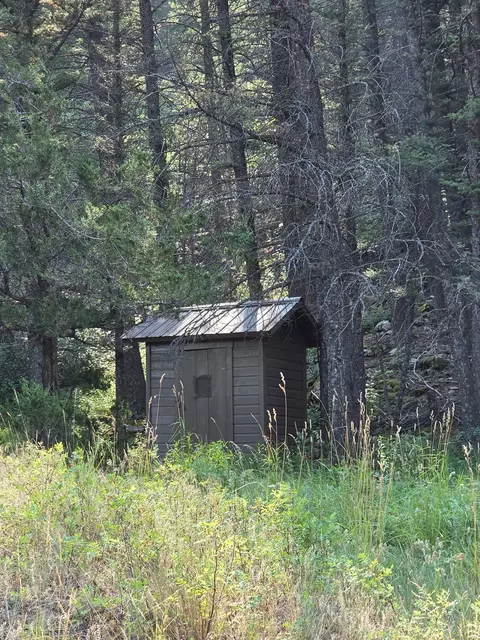 Bath - 9268 Beaver Willow Rd, Augusta, MT 59410 photo 2 of 2