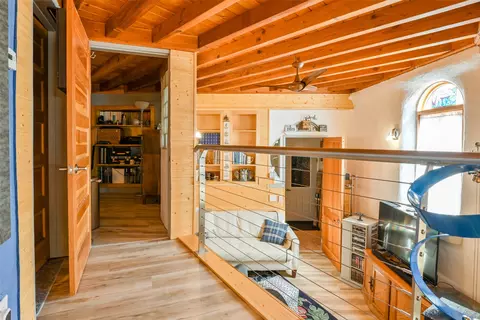 Entry Way - 37 Cox Ln, Whitehall, MT 59759 photo 4 of 5