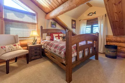 Bedroom - 4332 Grave Creek Rd, Eureka, MT 59917 photo 3 of 8
