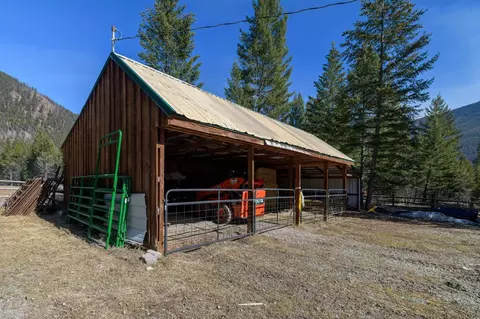 Exterior - 4332 Grave Creek Rd, Eureka, MT 59917 photo 16 of 18