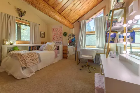 Bedroom - 4332 Grave Creek Rd, Eureka, MT 59917 photo 4 of 8