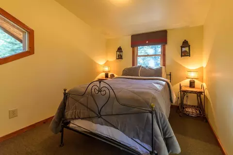 Bedroom - 4332 Grave Creek Rd, Eureka, MT 59917 photo 8 of 8