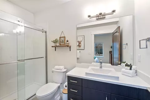 Bath - 53 Hickory Loop #B, Whitefish, MT 59937 photo 1 of 6