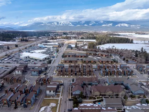 View/Area - 53 Hickory Loop #B, Whitefish, MT 59937 photo 2 of 7