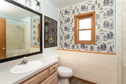 Bath - 130 Alpine Dr, Bigfork, MT 59911 photo 2 of 2