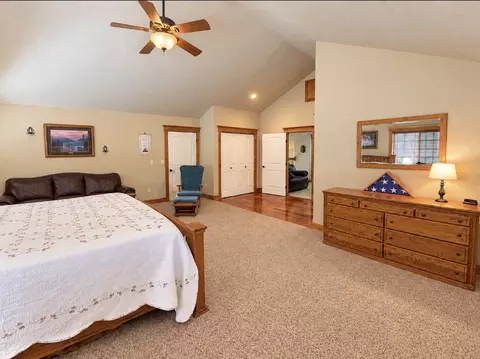 Bedroom - 84 Cherry Creek Bluff Rd, Libby, MT 59923 photo 2 of 6