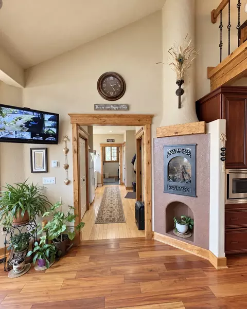 Entry Way - 84 Cherry Creek Bluff Rd, Libby, MT 59923 photo 5 of 7