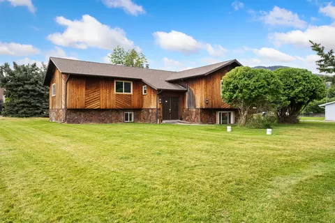 3700 Rattlesnake Dr, Missoula, MT 59802