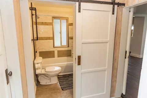 Bath - 781 E 5th St, Libby, MT 59923 photo 1 of 3
