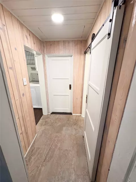 Entry Way - 781 E 5th St, Libby, MT 59923 photo 2 of 2
