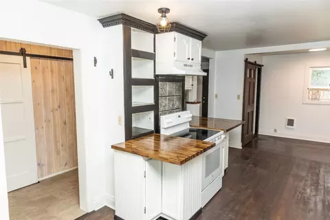 Kitchen - 781 E 5th St, Libby, MT 59923 photo 4 of 5
