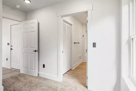Entry Way - 207 S 3rd St, Hamilton, MT 59840 photo 11 of 11