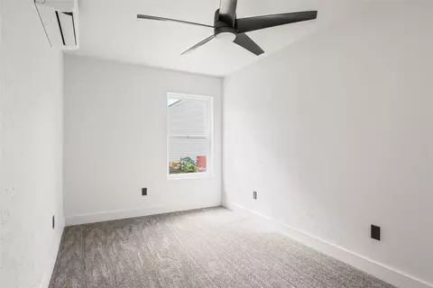 Bedroom - 207 S 3rd St, Hamilton, MT 59840 photo 10 of 10