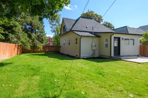 Exterior - 207 S 3rd St, Hamilton, MT 59840 photo 6 of 13