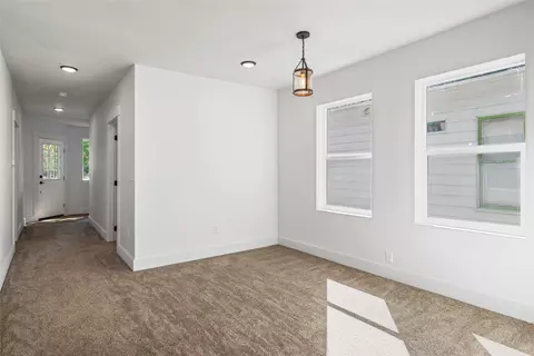 Entry Way - 207 S 3rd St, Hamilton, MT 59840 photo 2 of 11