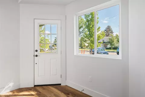 Entry Way - 207 S 3rd St, Hamilton, MT 59840 photo 1 of 11