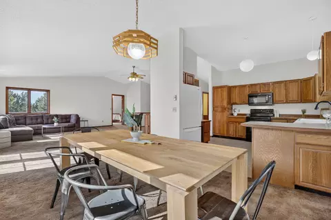Dining - 24 Crazy Mountain Rd, Clancy, MT 59634 photo 2 of 2