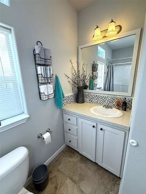 Bath - 167 Kingfisher Loop, Eureka, MT 59917 photo 2 of 3