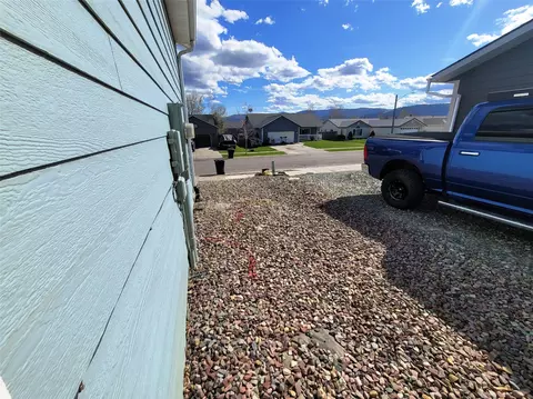 Exterior - 320 Buttercup Loop, Kalispell, MT 59901 photo 4 of 11