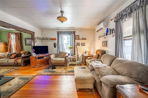 Living - 418 Idaho Ave, Libby, MT 59923 photo 1 of 2