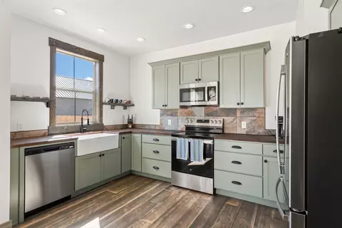 Kitchen - 114 E Broad St, Drummond, MT 59832 photo 1 of 3